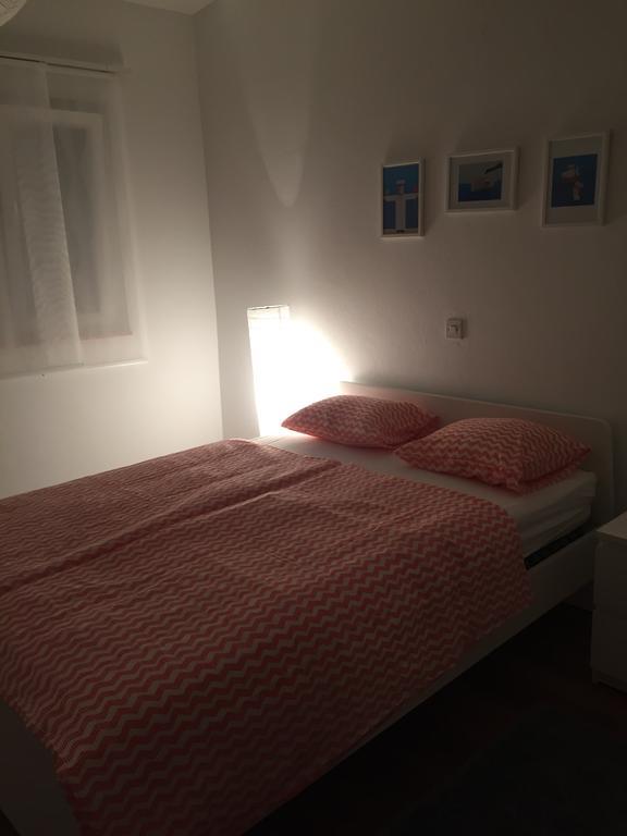 L&L Apartments Vir Bagian luar foto